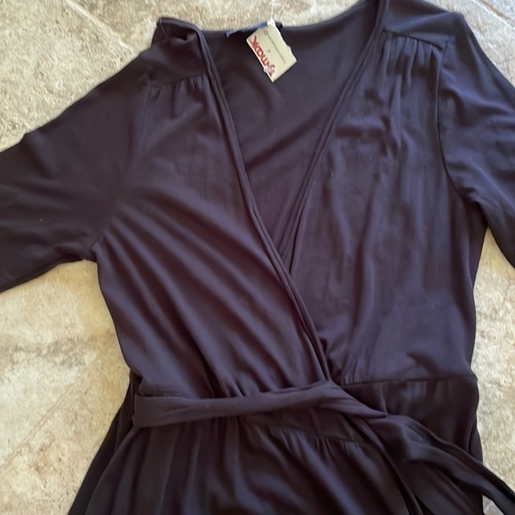NWT American eagle black wrap dress 3/4 sleeve - Picture 2 of 5
